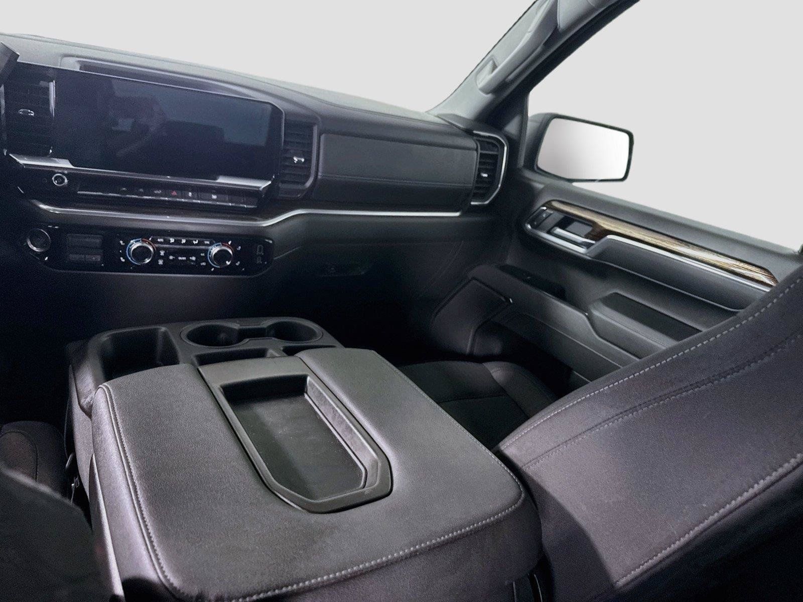 Used 2025 GMC Sierra 1500 Elevation AWD/4WD image 17