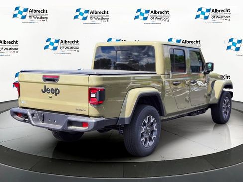 New 2026 Jeep Gladiator Sport AWD/4WD image 5