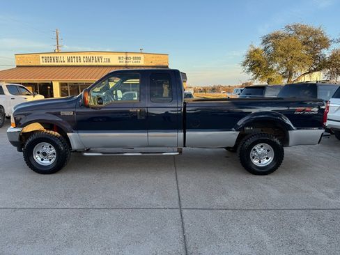Used 2004 Ford F250 4x4 SuperCab Super Duty image 4