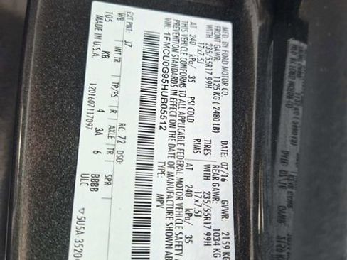 Used 2017 Ford Escape SE FWD image 32