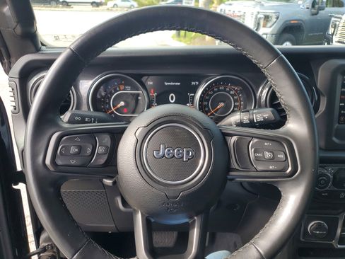 Used 2022 Jeep Wrangler Unlimited Sport image 20
