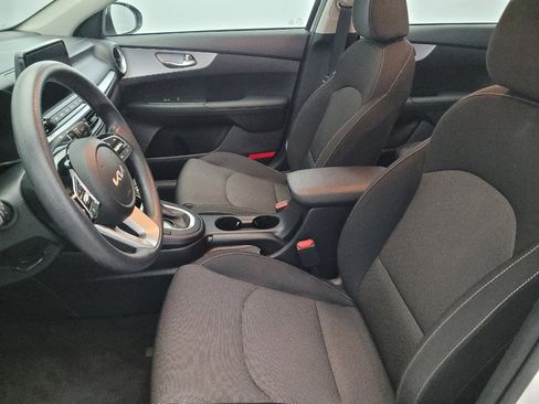 Used 2024 Kia Forte LXS image 17