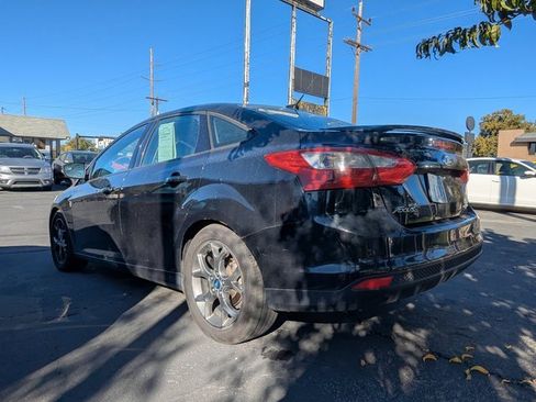 Used 2013 Ford Focus SE image 4