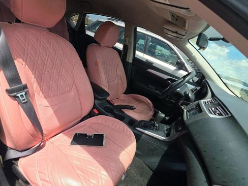 Used 2017 Nissan Sentra S w/ S Style Package FWD image 9
