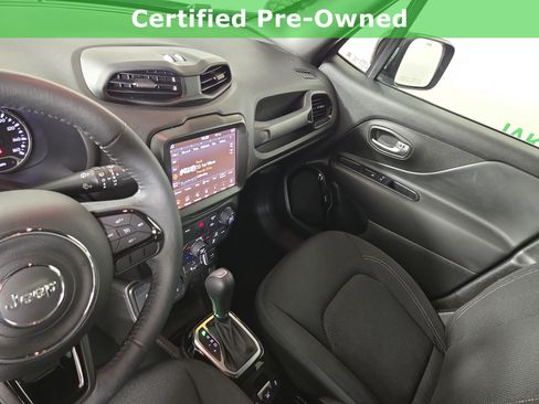 Certified 2022 Jeep Renegade Altitude w/ Convenience Group AWD/4WD image 25
