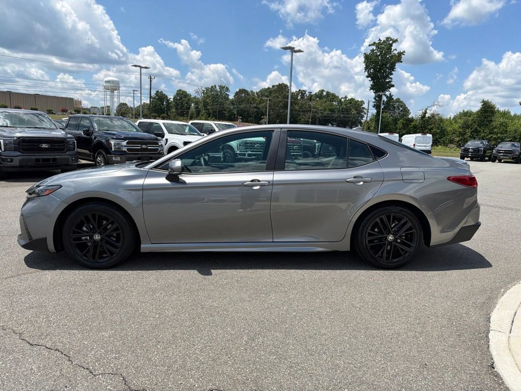 Used 2026 Toyota Camry SE FWD image 7