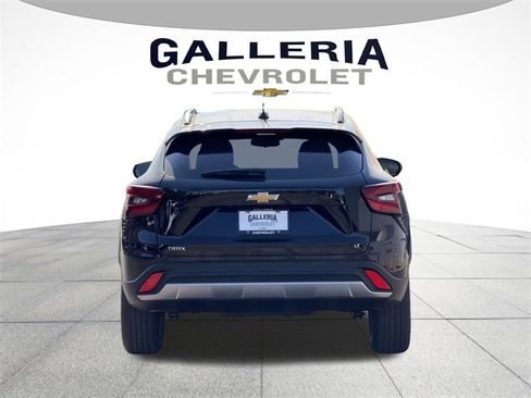 New 2026 Chevrolet Trax LT image 6