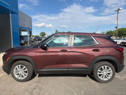 Certified 2023 Chevrolet TrailBlazer LS FWD image 2
