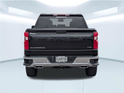 Used 2024 Chevrolet Silverado 1500 LTZ w/ Z71 Off-Road Package AWD/4WD image 5
