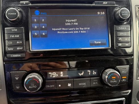 Used 2017 Nissan Titan Platinum Reserve image 15