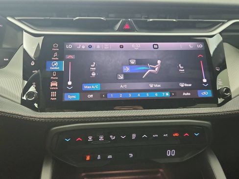 New 2026 Jeep Cherokee Limited AWD/4WD image 25