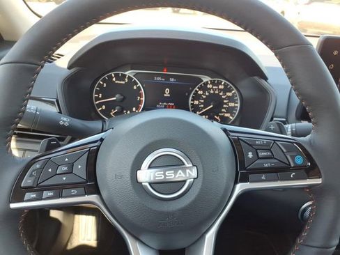 New 2026 Nissan Altima 2.5 SR FWD image 10
