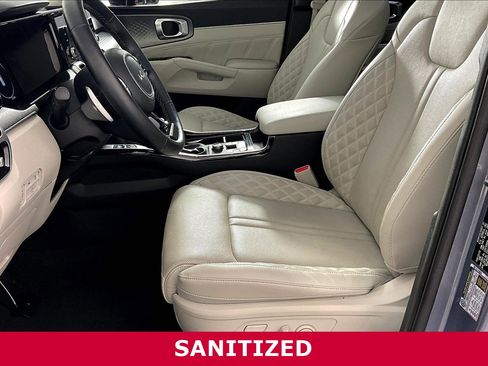 Certified 2023 Kia Sorento SX AWD/4WD image 19