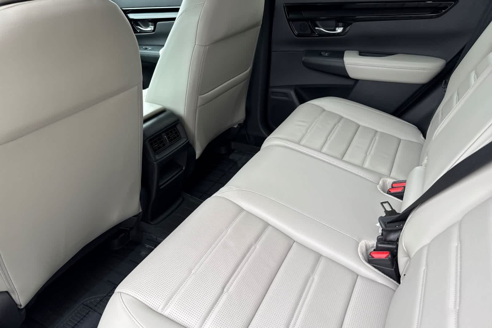 Used 2023 Honda CR-V EX-L image 4