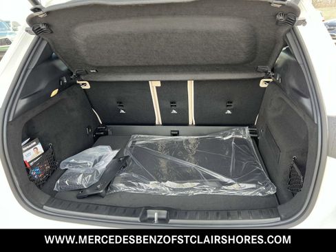 Used 2025 Mercedes-Benz GLA 250 4MATIC image 11