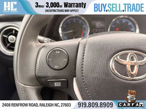 Used 2019 Toyota Corolla LE FWD image 26