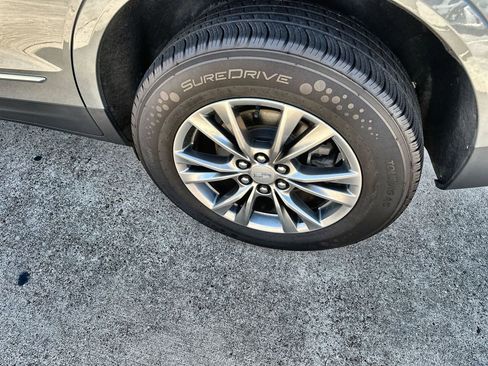 Used 2023 Cadillac XT5 Premium Luxury image 12