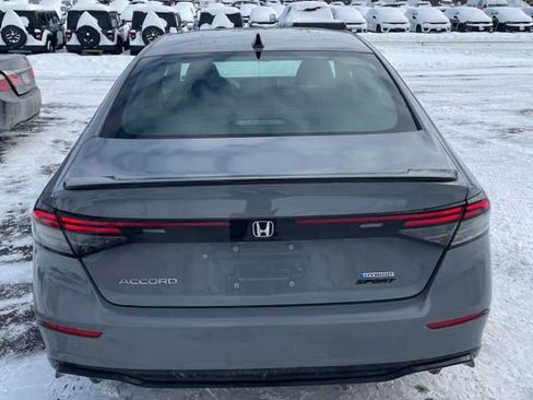 Used 2023 Honda Accord Sport image 10