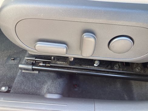 Used 2025 Hyundai Kona SEL FWD image 10