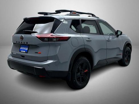 Certified 2025 Nissan Rogue SV AWD/4WD image 5