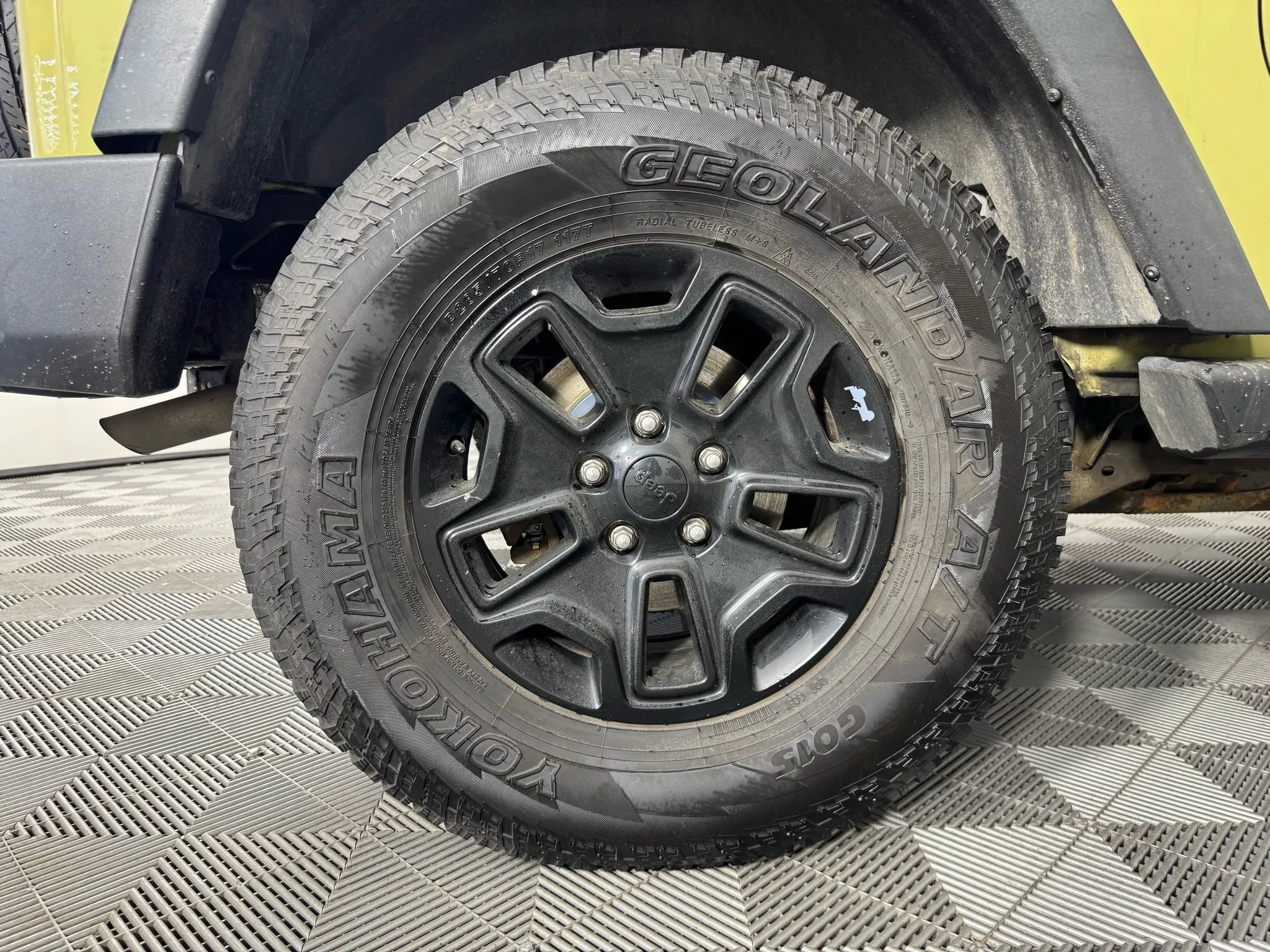Used 2013 Jeep Wrangler Sport AWD/4WD image 34