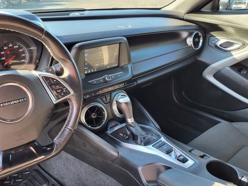 Used 2019 Chevrolet Camaro LT image 23