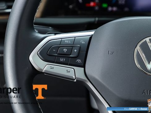 Used 2024 Volkswagen Atlas SE FWD image 21