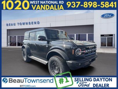New 2025 Ford Bronco Outer Banks w/ Sasquatch Package