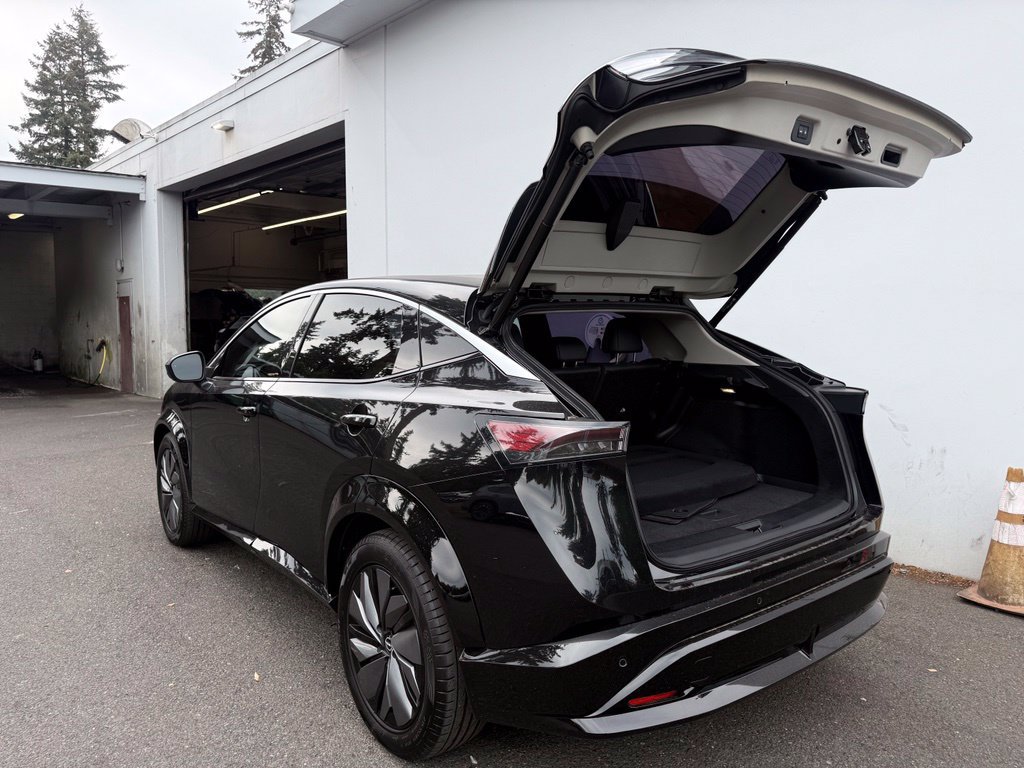 Certified 2023 Nissan Ariya FWD image 11