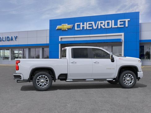 New 2025 Chevrolet Silverado 2500 LT w/ Z71 Chrome Sport Edition image 5