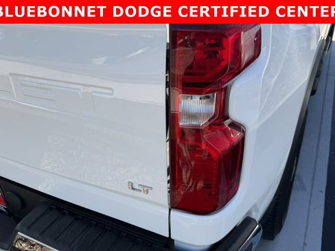 Used 2022 Chevrolet Silverado 2500 LT w/ Fleet Comfort Package AWD/4WD image 9