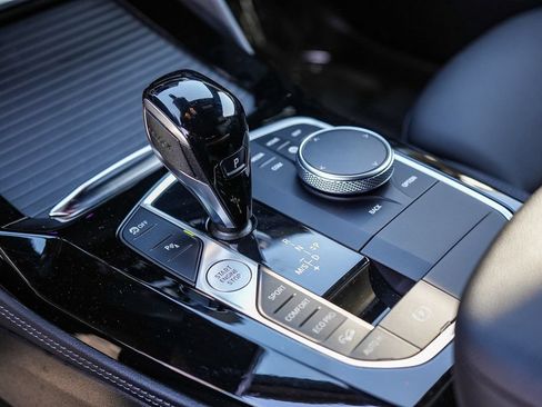 Used 2024 BMW X4 M40i w/ Shadowloine Package AWD/4WD image 22