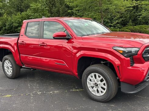 New 2026 Toyota Tacoma SR5 AWD/4WD image 28