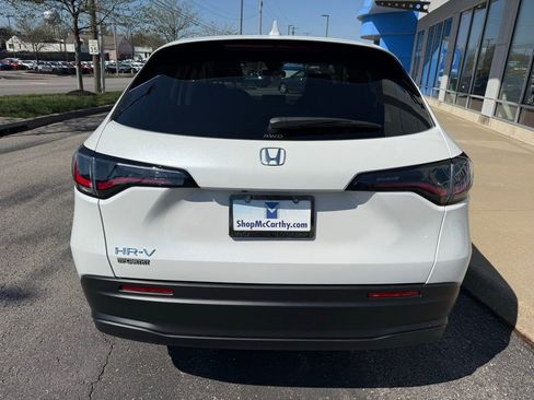 New 2026 Honda HR-V LX image 7
