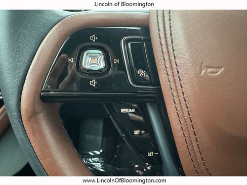 Certified 2025 Lincoln Aviator Reserve w/ Equipment Group 201A image 28