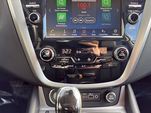 Used 2024 Nissan Murano SL image 15