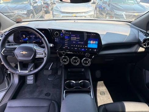 Certified 2025 Chevrolet Blazer EV LT w/ Super Cruise Package AWD/4WD image 14