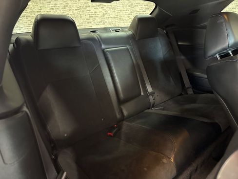 Used 2016 Dodge Challenger R/T Scat Pack w/ Leather Interior Group image 8