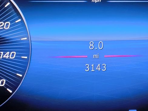 Used 2025 Mercedes-Benz GLE 450 4MATIC Coupe w/ Night Package image 19