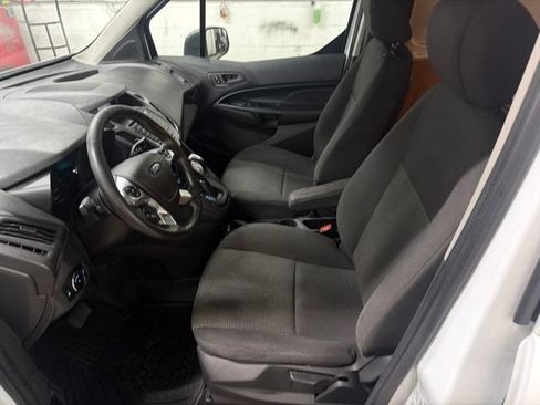 Used 2017 Ford Transit Connect XL FWD image 11