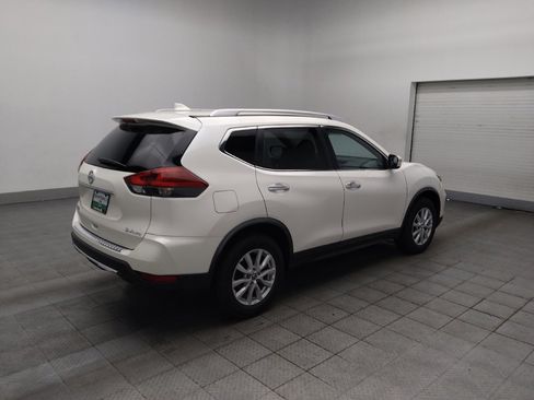 Used 2018 Nissan Rogue SV AWD/4WD image 10