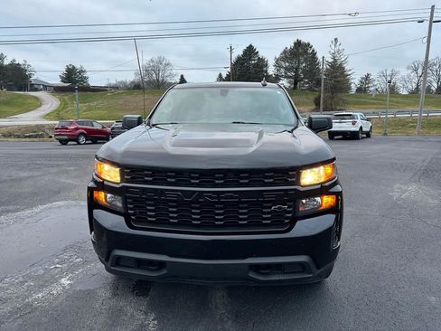Used 2021 Chevrolet Silverado 1500 Custom w/ LPO, Dark Essentials Package AWD/4WD image 2