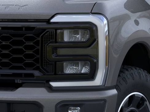 New 2026 Ford F250 Lariat w/ Tremor Off-Road Package AWD/4WD image 21