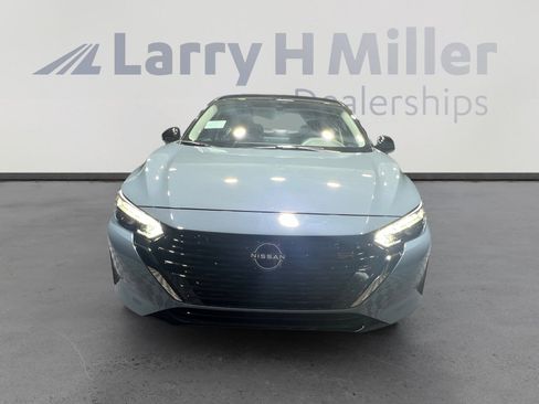 New 2025 Nissan Sentra SR image 8