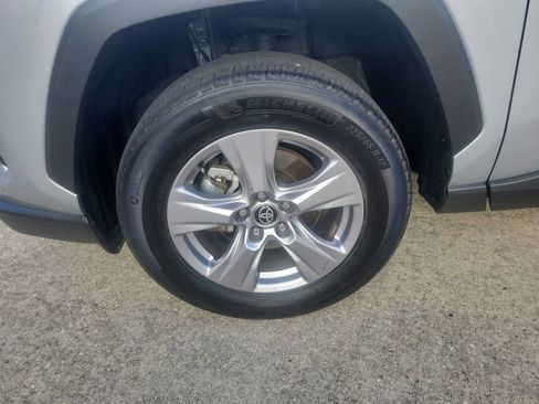 Certified 2025 Toyota RAV4 XLE image 29