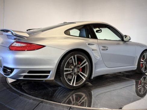 Used 2010 Porsche 911 Turbo AWD/4WD image 24