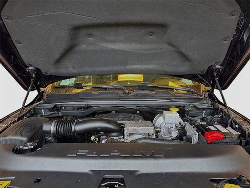 Used 2020 RAM 1500 Lone Star image 28