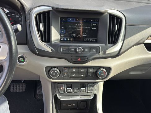 Used 2019 GMC Terrain SLE FWD image 21