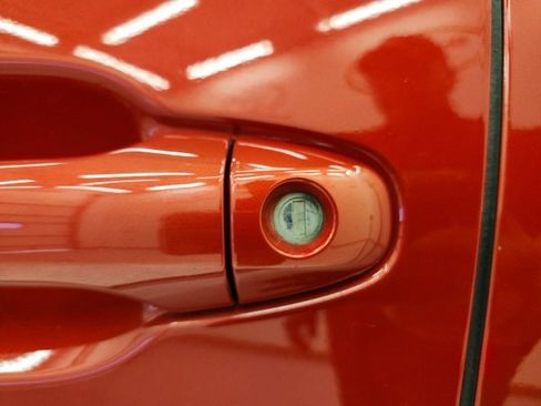 Certified 2022 Toyota Tacoma SR image 18