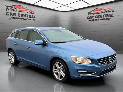 Used 2015 Volvo V60 T5 Premier Plus image 7